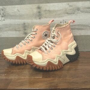 Converse size 8 1/2 women's unisex platform sneaker